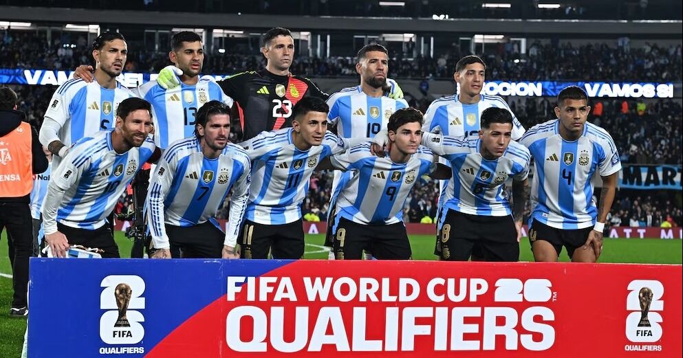 Argentina continúa como líder del Ranking FIFA y quedó a un paso de alcanzar un récord de España