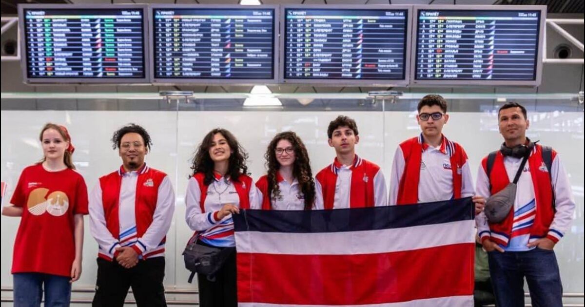 Delegación tica ya compite en Olimpiada Internacional de Química