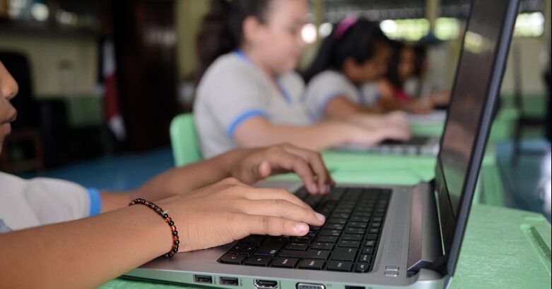 Plataforma tecnológica acelerá aprendizaje en estudiantes