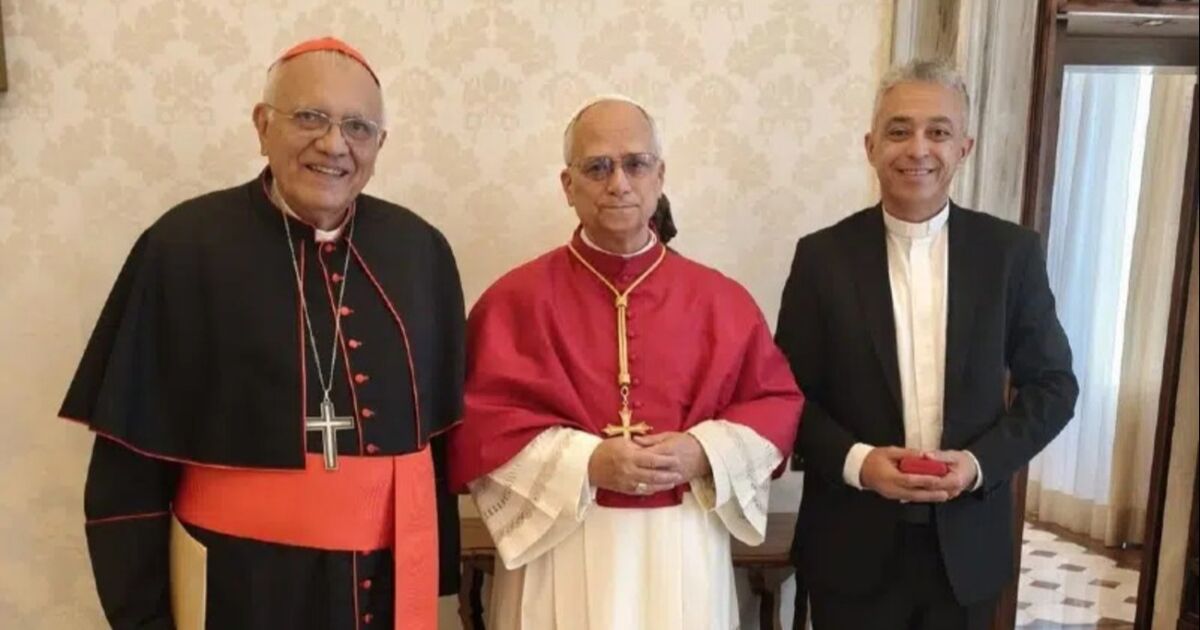 Cardenal Baltazar Porras llevó a cabo audiencia privada con el papa León XIV