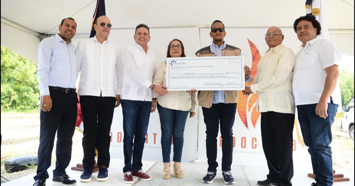 Proindustria inicia construcción de verja perimetral del Parque Industrial de Canca la Piedra con inversión de RD 60 millones