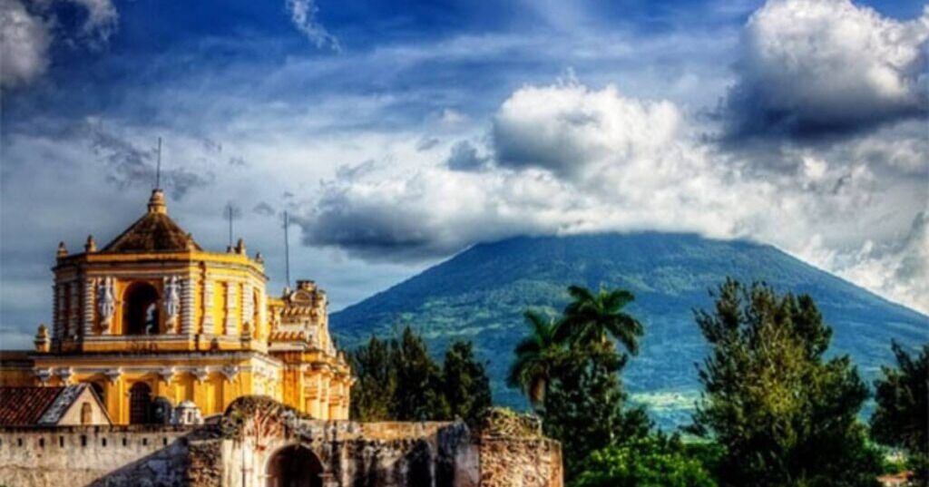 Guatemala proyecta un crecimiento del 72% en el gasto de turistas internacionales para 2035