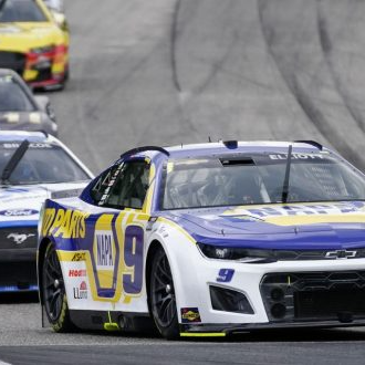 Espectacular final de la Quaker State 400 en el Atlanta Motor Speedway