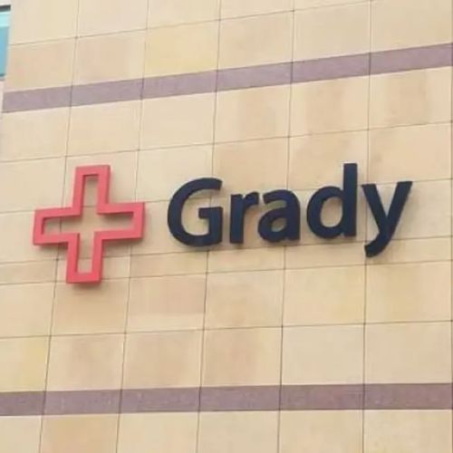 Acuerdan más de 60 millones de dólares en financiación de apoyo y 5 nuevos centros de salud: Grady Memorial Hospital y los condados de Fulton y DeKalb