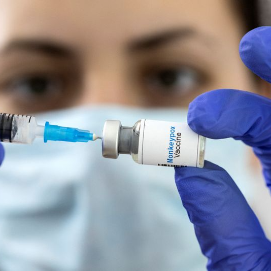Viruela del mono: comenzó la vacunación en varios países para contener el brote