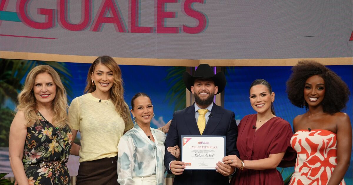 El abogado Robert Kelbert es reconocido como “Latino Ejemplar” en el programa Desiguales
