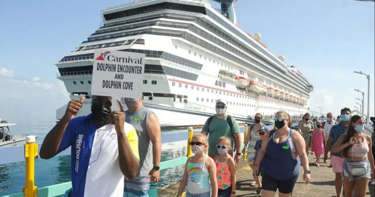 Jamaica lucha contra la desinformación sobre IA; corteja a India y Sudamérica en la recuperación del turismo