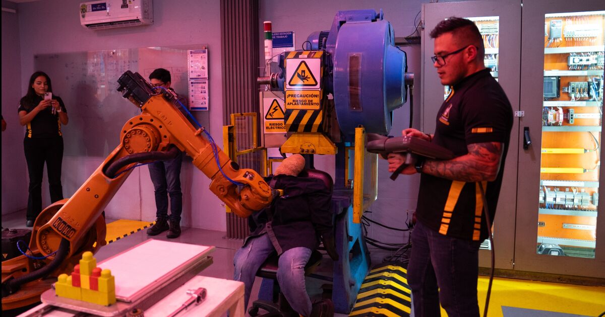 La seguridad laboral se vive en una feria que transforma la prevención en experiencia