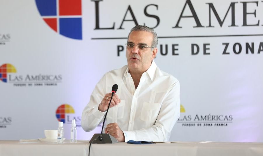 Presidente Luis Abinader respalda proyectos de expansión Zona Franca Las Américas.