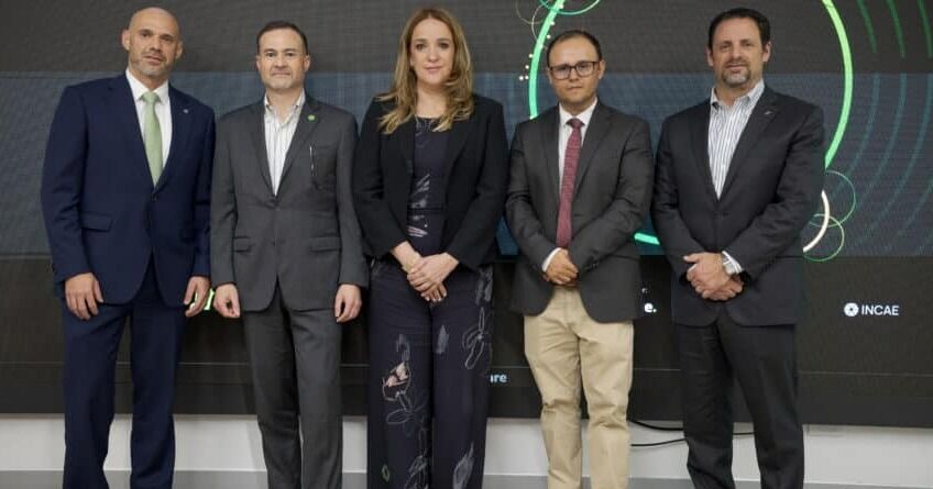 Promerica, Incae y Deloitte buscan a medianas empresas que quieran mejorar su competitividad