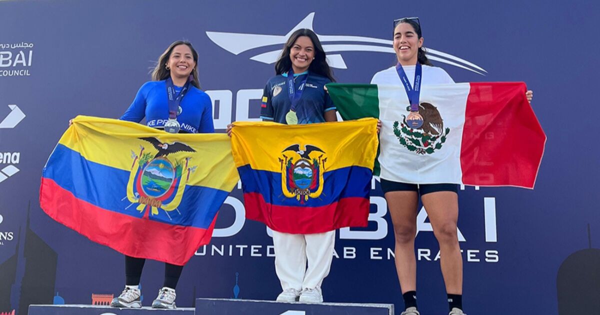 La nadadora ambateña Angie Medina logra la medalla de oro en el Oceanman en Dubái