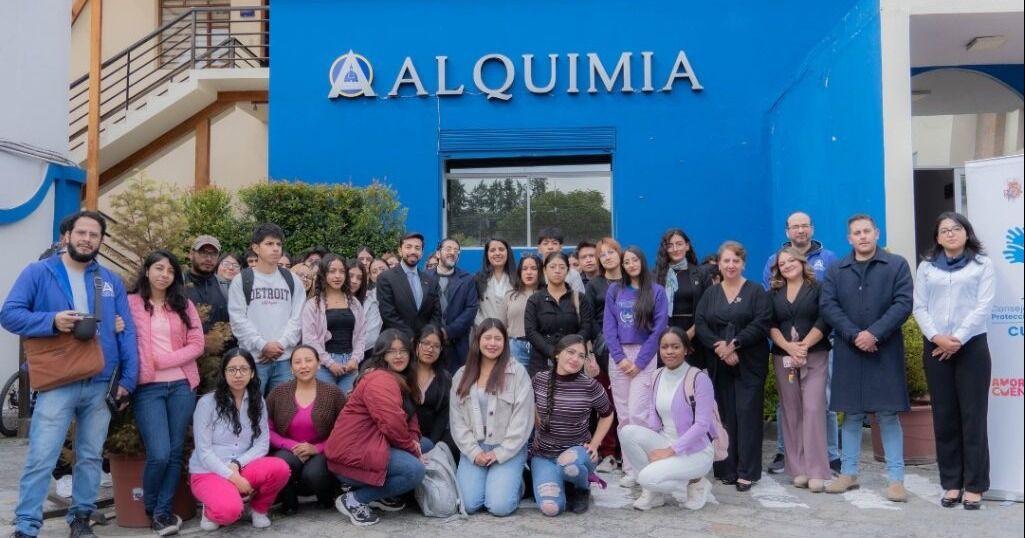Alquimia impulsa el futuro laboral en el Ecuador con la revolución de las microcredenciales
