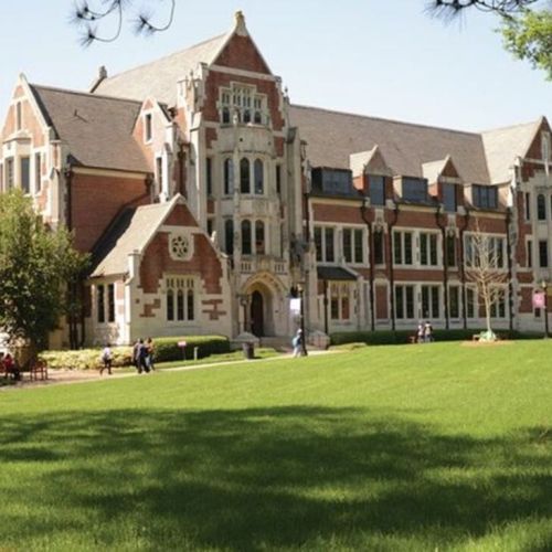 Agnes Scott College es reconocido como líder nacional en innovación y experiencias para estudiantes de primer año
