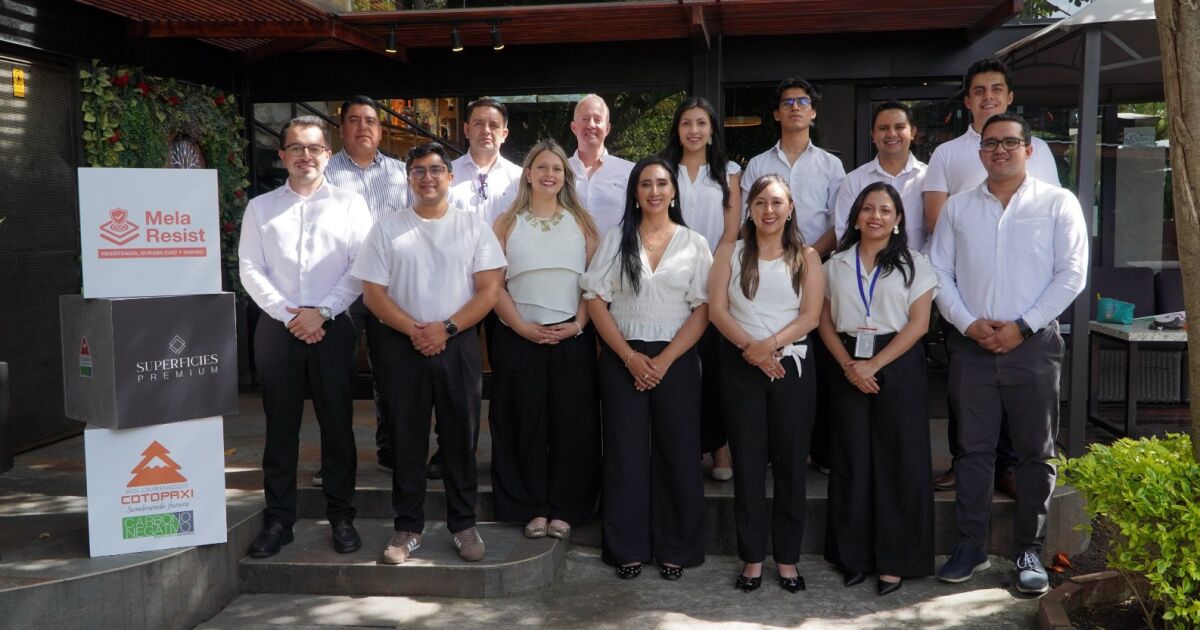 Decisiones que vivirán en cada proyecto nacen en una experiencia de evaluación de colección de Aglomerados Cotopaxi junto a arquitectos y diseñadores