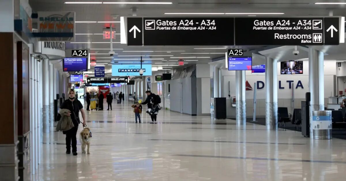 Seguridad en el aeropuerto de Atlanta: Se han instalado nuevas barreras para los viajes de vacaciones