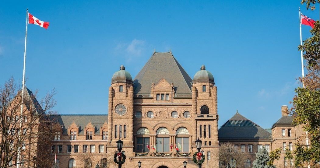 Ontario inicia la construcción de un proyecto de almacenamiento de baterías