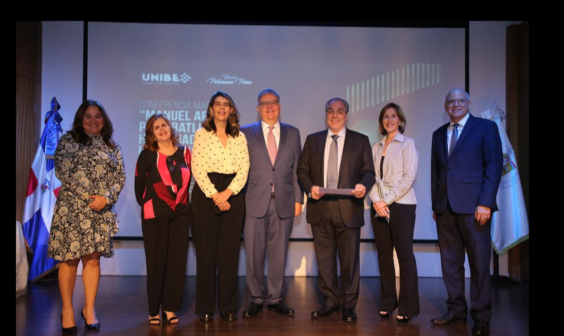 Familia pellerano Peña y Unibe celebran primera edición de la“Cátedra Manuel Arturo Peña Battle”