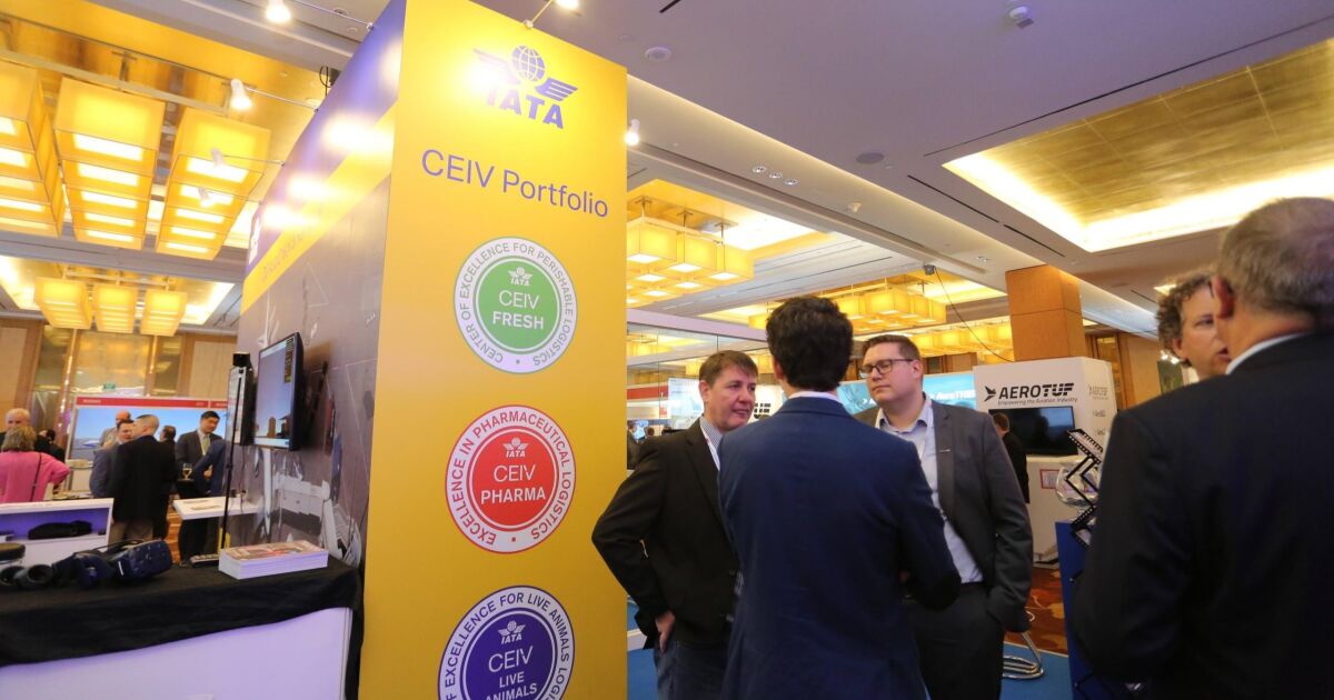 Celebra IATA 10 años del programa CEIV para mejorar el desempeño de la carga aérea
