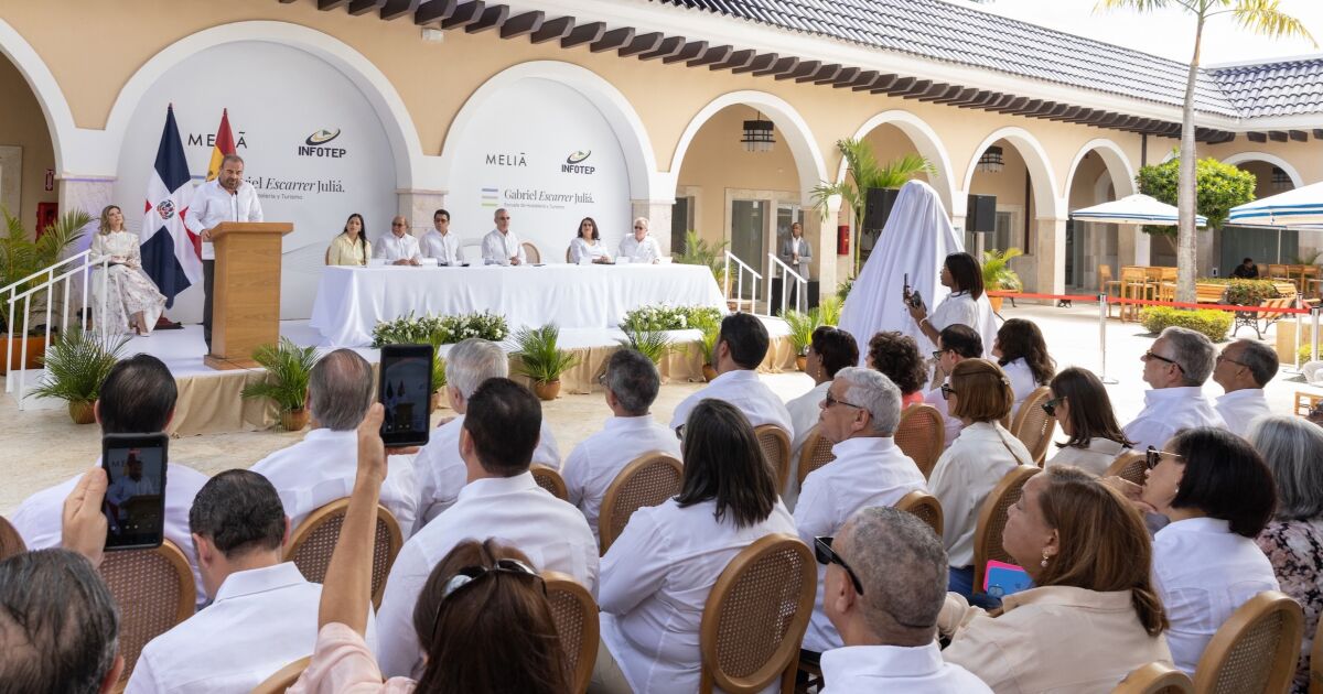 El Presidente de la República Dominicana inaugura la Escuela de Hostelería Gabriel Escarrer Juliá