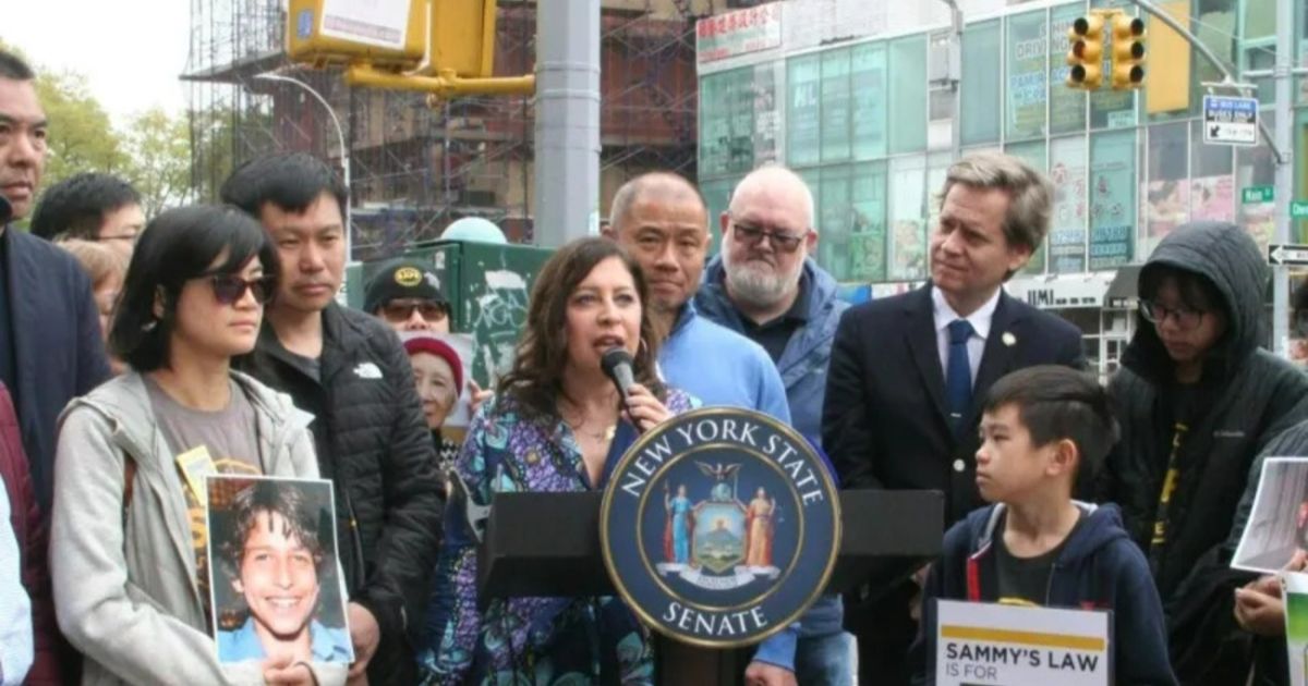 La nueva legislación que permite a la ciudad de Nueva York reducir los límites de velocidad para calles más seguras