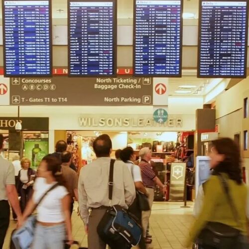 Los viajeros de negocios y de ocio impulsaron la economía de Georgia en un 4% en 2024