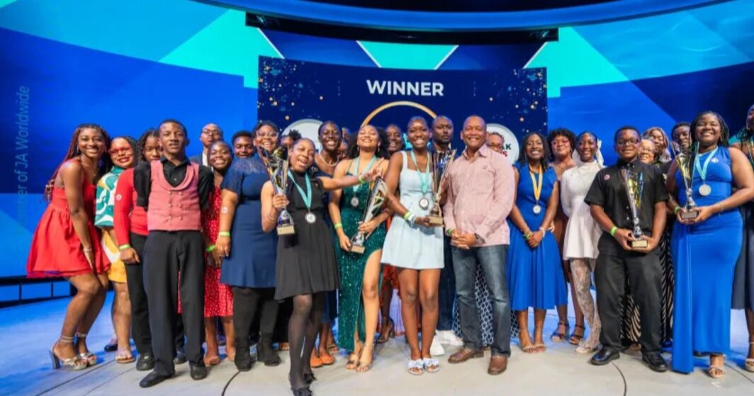 BTC BET gana los premios a Empresa y Producto del Año en los Junior Achievement Awards