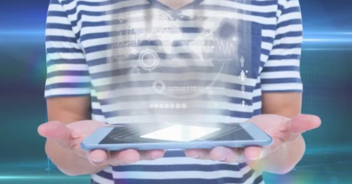 Presentan chatbots y robótica para modernizar servicios