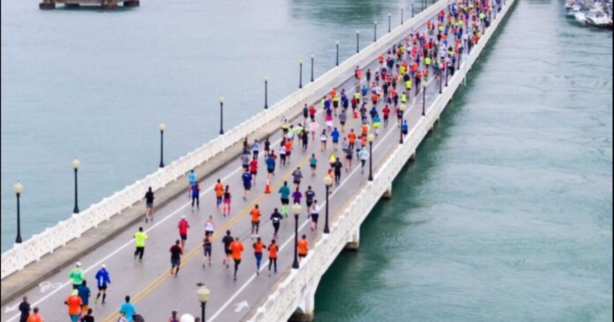 Miles de personas competirán en el Maratón de Miami 2025