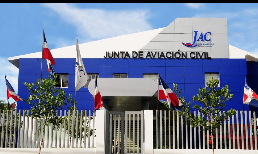 JAC anuncia aprobación protocolo funcionará para reapertura de los aeropuertos