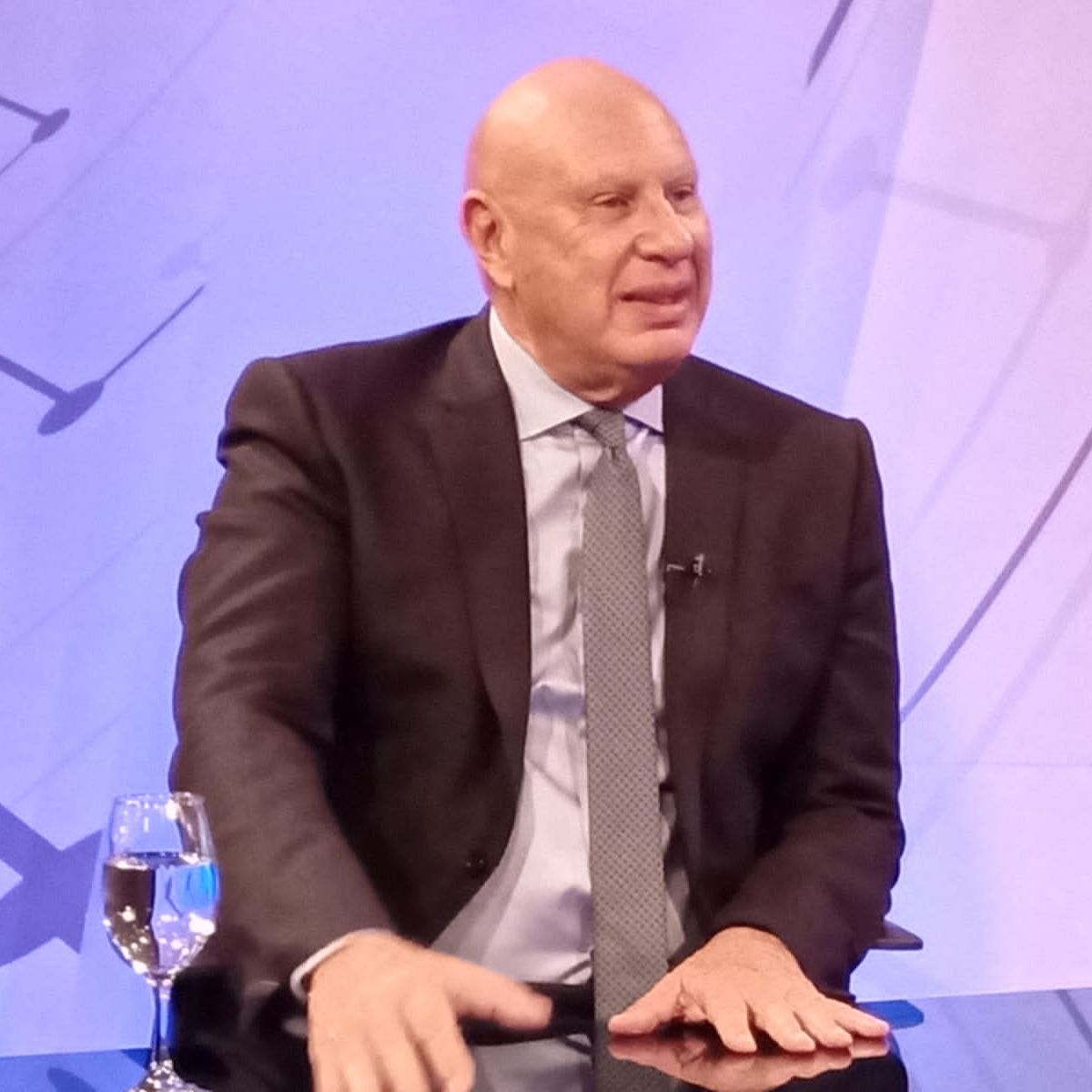 Senador afirma en este año habrá solución a Peaje Sombra 