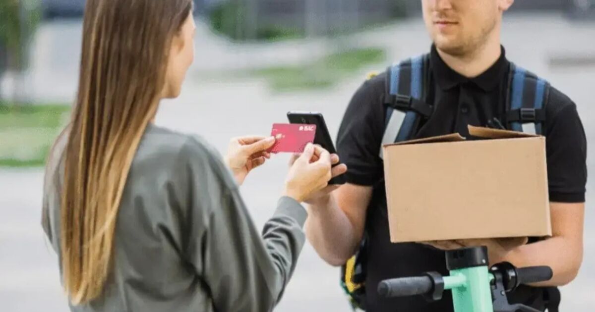BAC lanza nueva app HIT que convierte el celular en una terminal de cobro