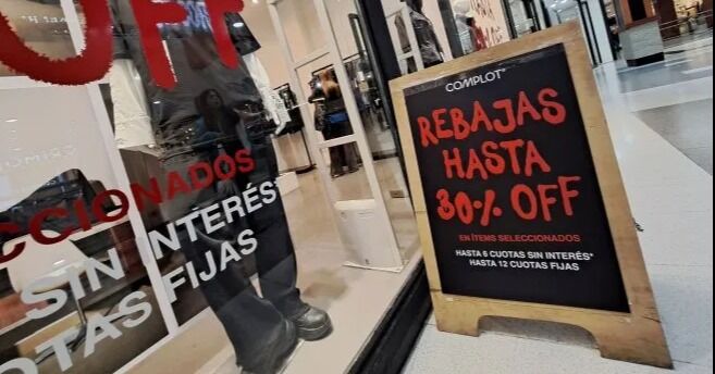 Comprar ropa en la Argentina sigue siendo más caro que en el resto de la región