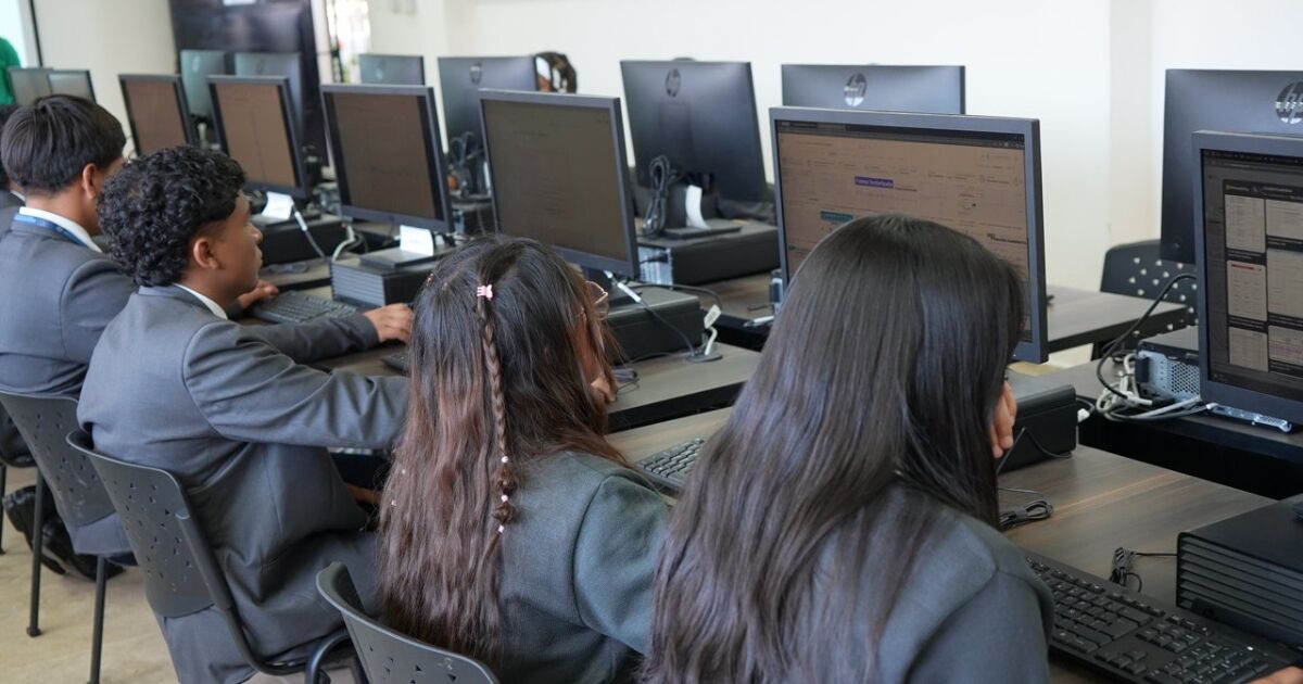 De niñas a líderes en tecnología, una brecha que aún espera cerrarse