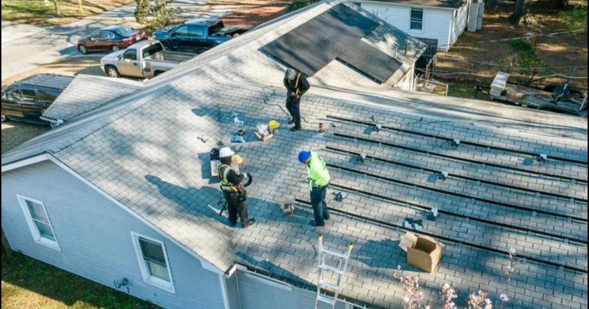 El programa de tejados tiene como objetivo cambiar la demografía de la energía solar