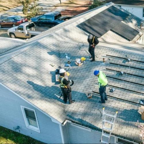 El programa de tejados tiene como objetivo cambiar la demografía de la energía solar