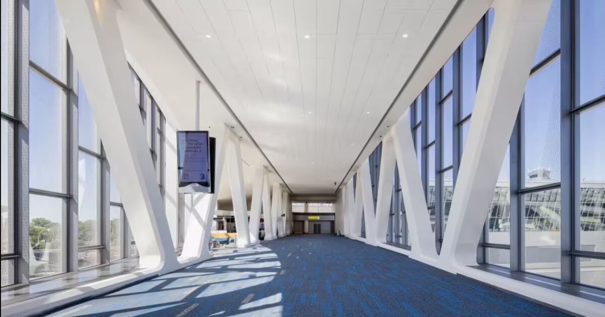La nueva terminal B del aeropuerto de LaGuardia contará con 164 puntos de carga para equipos de apoyo en tierra (eGSE)