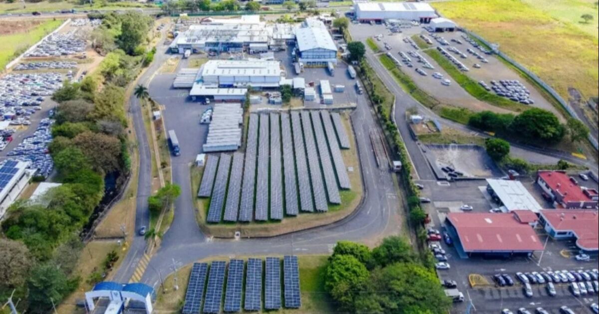 CNFL proyecta expansión de programa solar para finales del 2026