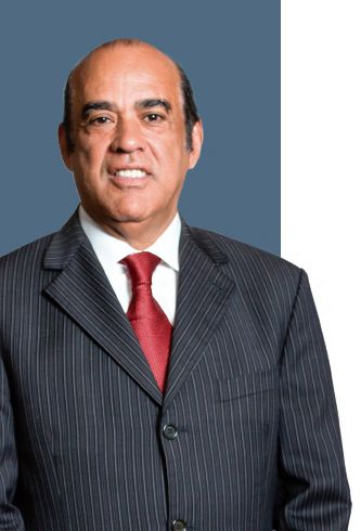Luis A. Núñez Ramírez - Presidente Grupo Momumental