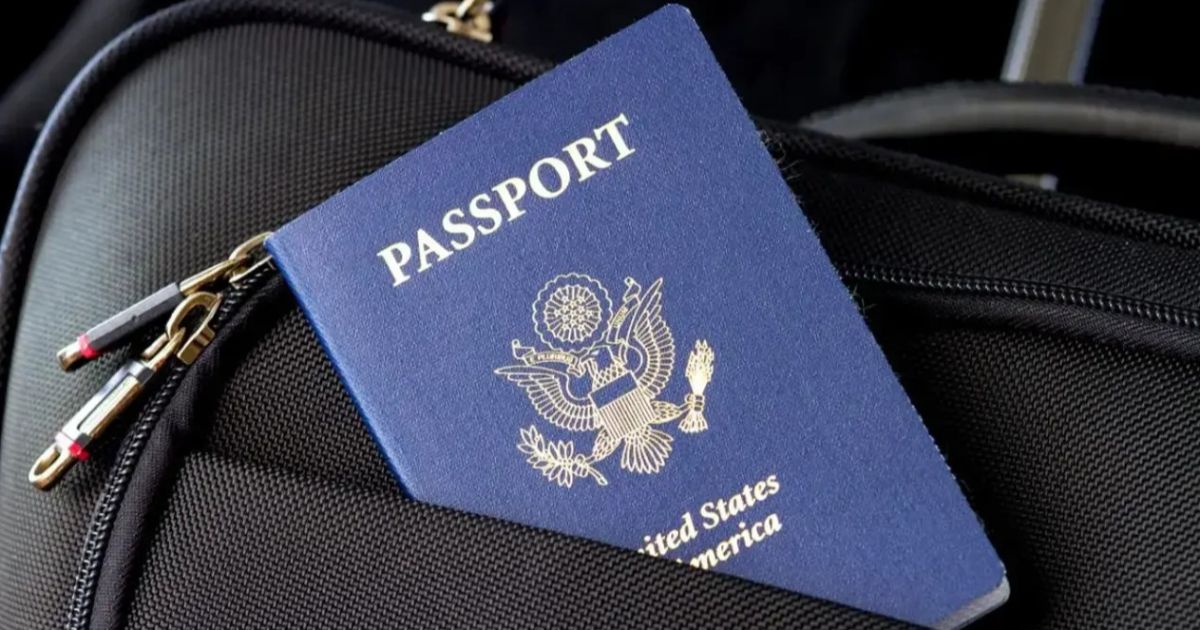 Los pasaportes ahora se pueden renovar en línea gracias a un programa piloto que pretende acelerar el proceso