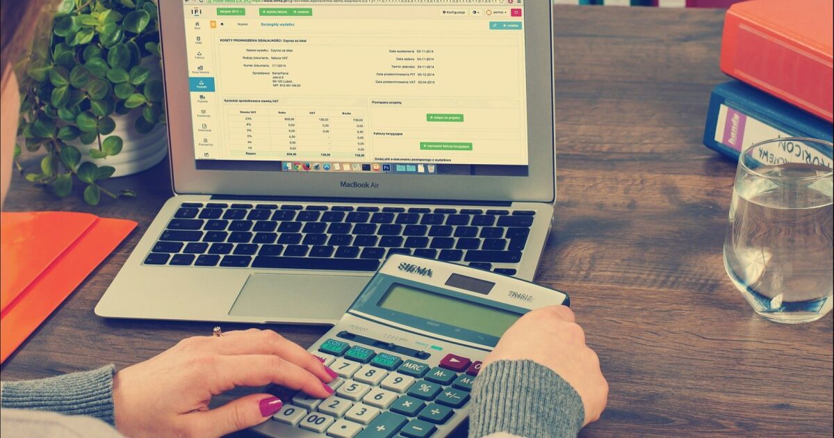 Oficina del Consumidor Financiero publica libro para comprender el mundo de los seguros