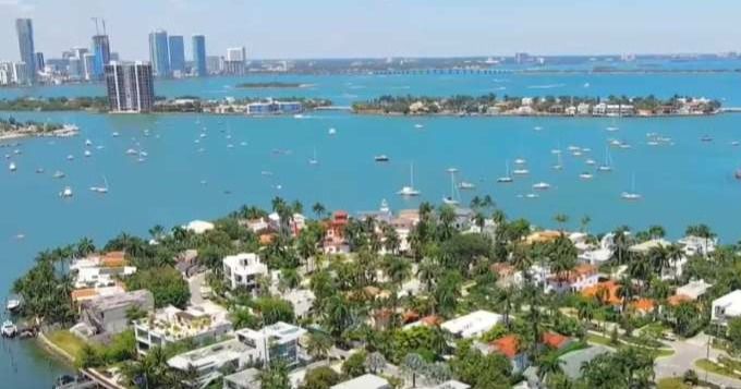 A la venta mansión en Miami Beach que pretende establecer récord si se vende por $43 millones