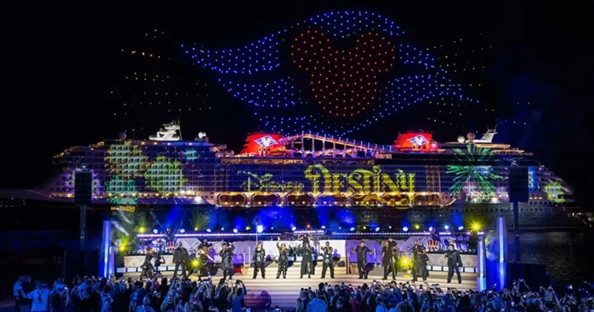 Disney Cruise Line bautiza el Disney Destiny en Port Everglades