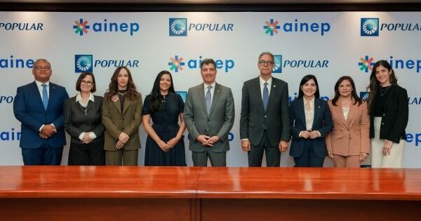 El Popular y Colegios Privados firman alianza favor educación
