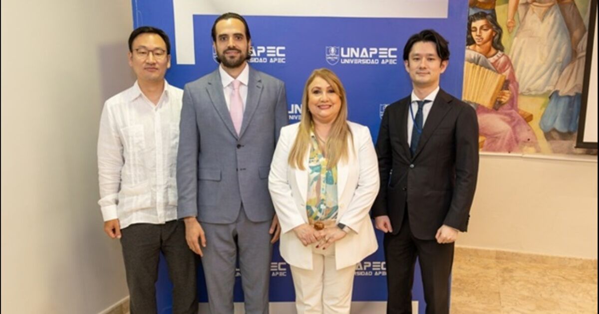 UNAPEC celebra 17 años de su carrera en Negocios Internacionales con foro de alto nivel junto a la Embajada de Corea del Sur