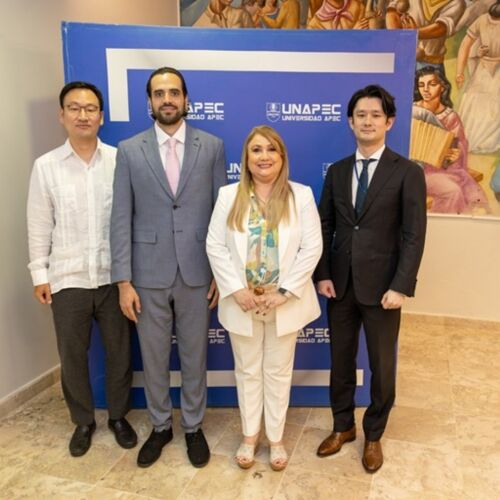 UNAPEC celebra 17 años de su carrera en Negocios Internacionales con foro de alto nivel junto a la Embajada de Corea del Sur