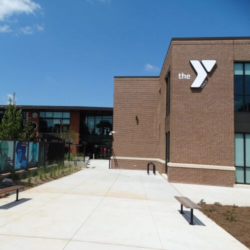 La YMCA del área metropolitana de Atlanta presenta un marcador histórico que reconoce la cuna del fútbol juvenil en EE. UU.