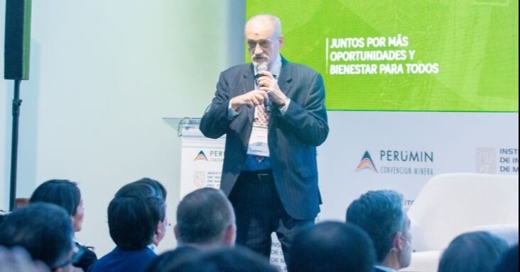 Consumo global de minerales crecerá en 7.5% al 2050, advierte experto en PERUMIN 37