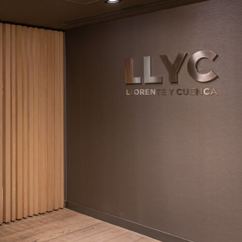 LLYC gana 9 millones de euros en 2024, un 7,2% más
