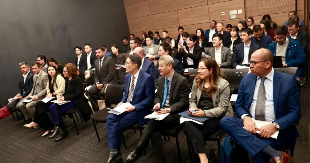 Colombia abre nuevo capítulo de cooperación con China en proyectos de infraestructura