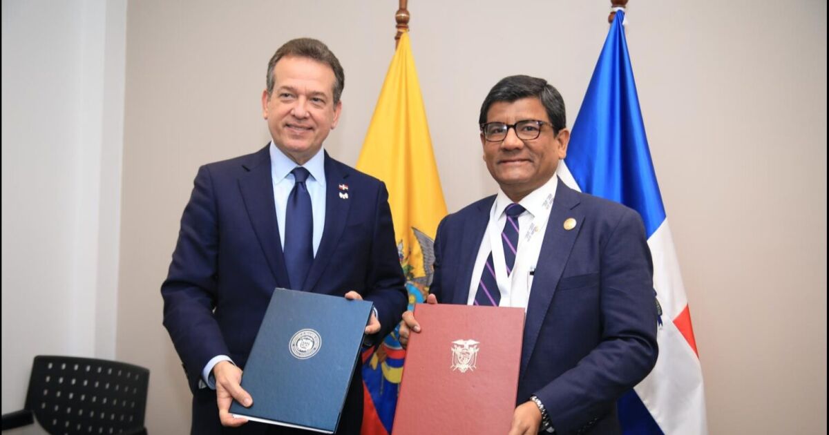 Ecuador y República Dominicana fortalecen lazos de cooperación bilateral con Memorando de Entendimiento, en el marco del XV Encuentro Empresarial